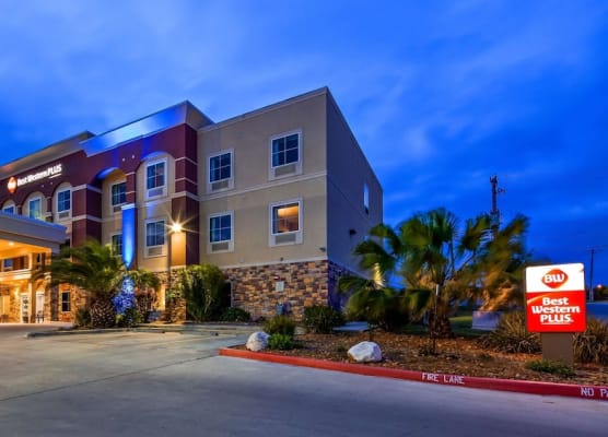 Best Western Plus Kenedy Inn 1