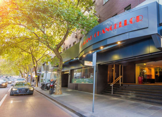 Hotel Grand Chancellor Melbourne 1