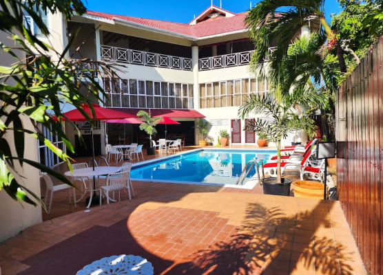 Altamont Court Hotel 1