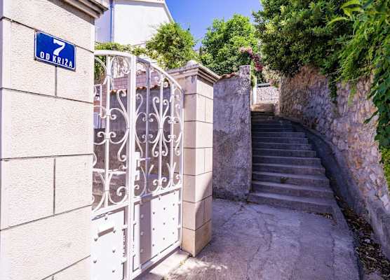 Apartments & Rooms Stella 1