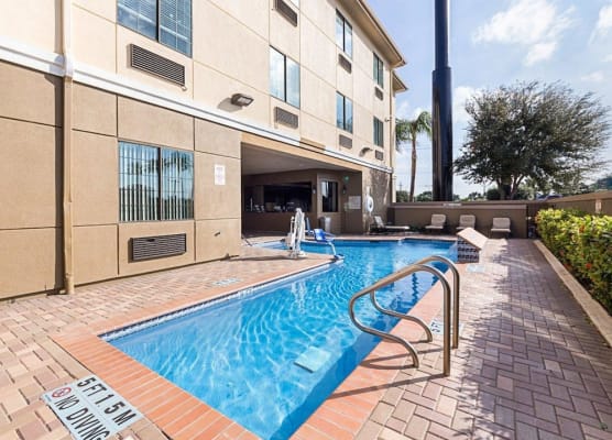 Comfort Suites McAllen Airport and La Plaza Mall 1