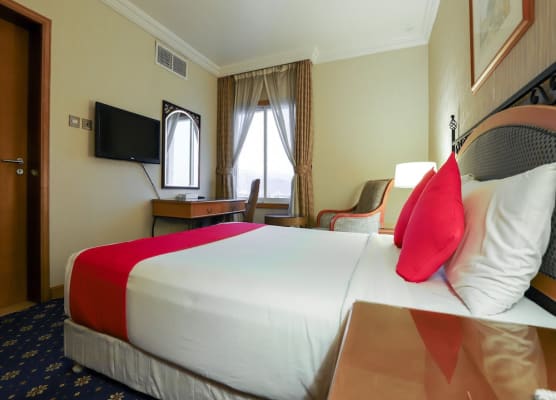 City Plaza Hotel 1