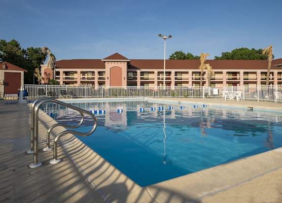 Red Roof Inn Virginia Beach-Norfolk Airport 1