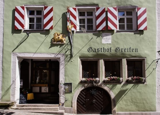 Hotel-Gasthof Goldener Greifen 1