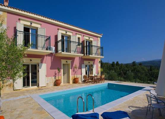 Villa Mandola in Tzamarelata 1