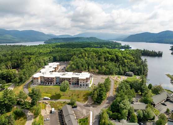 Cambria Hotel Lake Placid - Lakeside Resort 1