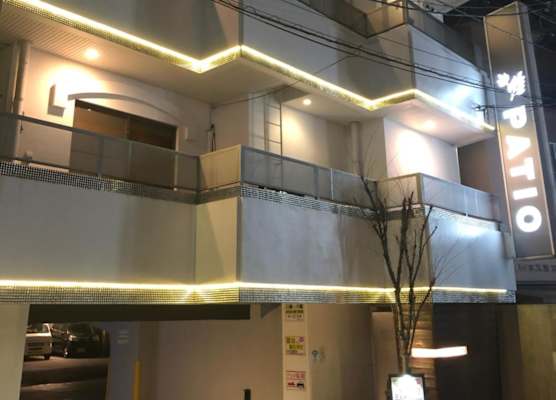 Hotel Patio 1