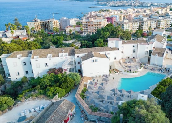 Grand Hotel Villa Politi 1