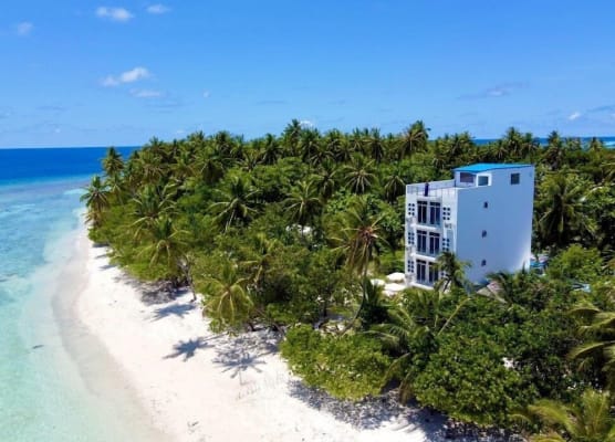 VIVA Beach Maldives 1