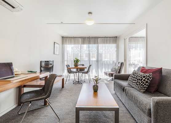 Punthill Apartment Hotel - Little Bourke 1