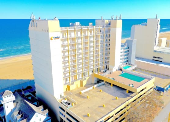 Comfort Suites Beachfront 1