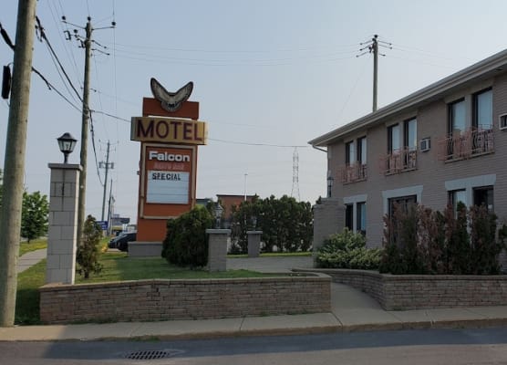 Motel Falcon 1