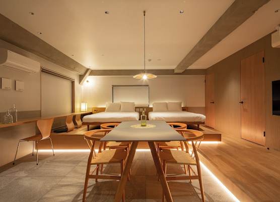 M/W HOTEL 1