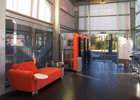 Orange Wings Krems 1