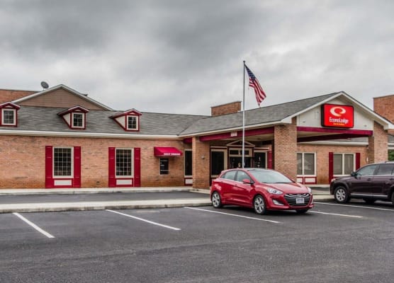 Econo Lodge Inn & Suites Enterprise 1