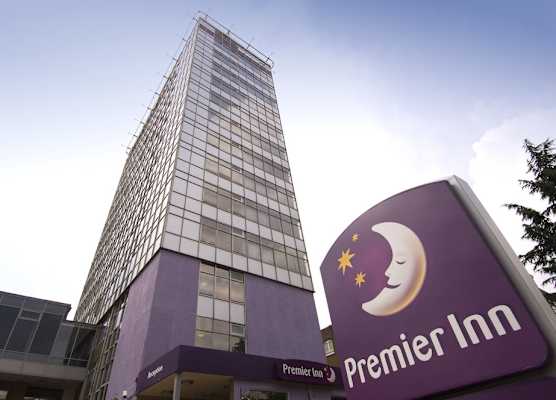 Premier Inn London Hammersmith - Ravenscourt Park 1