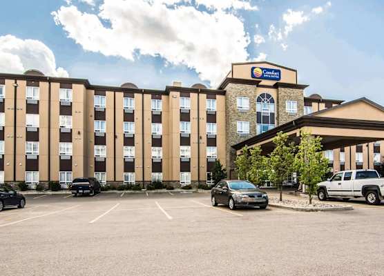 Comfort Inn & Suites 1