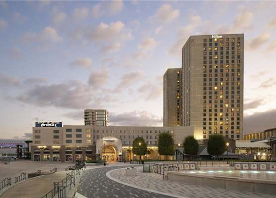Hilton New Orleans Riverside 1
