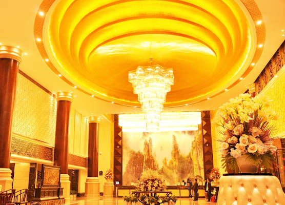 Best Western Plus Grand Hotel Zhangjiajie 1