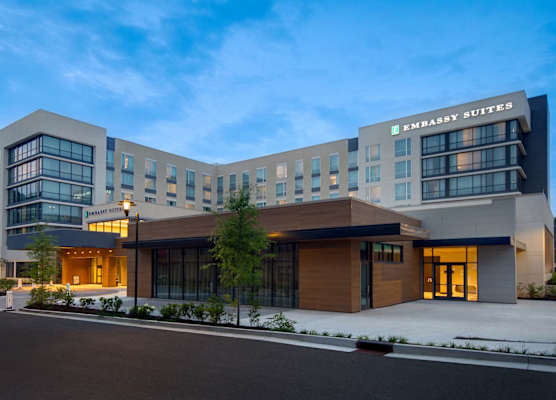 Embassy Suites By Hilton Alpharetta Halcyon 1