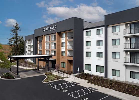 Courtyard by Marriott Portland Tigard 1