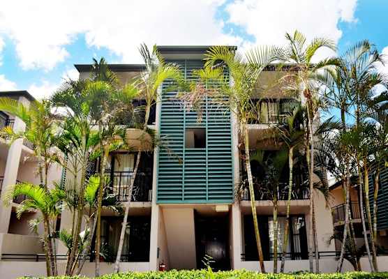 Spring Hill Mews Apartments 1