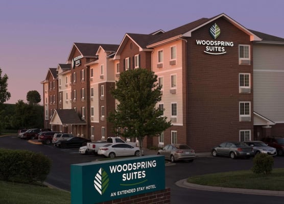 WoodSpring Suites Kansas City Lenexa 1