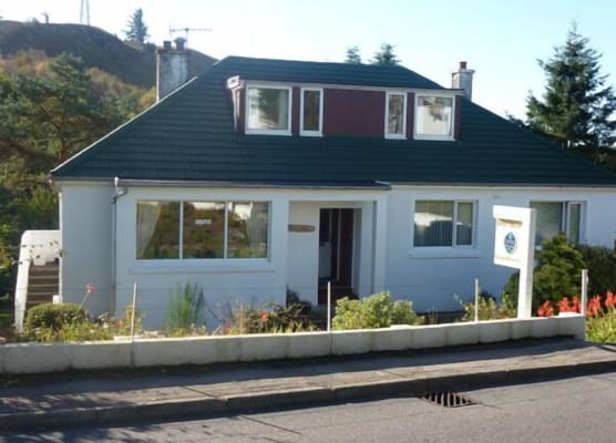 Don Muir Guesthouse 1