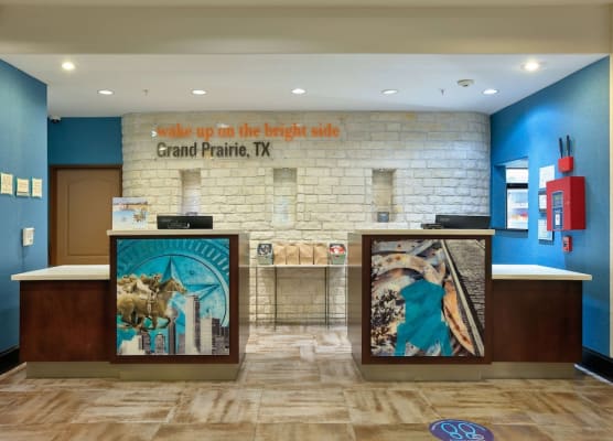 La Quinta by Wyndham Dallas Grand Prairie South 1