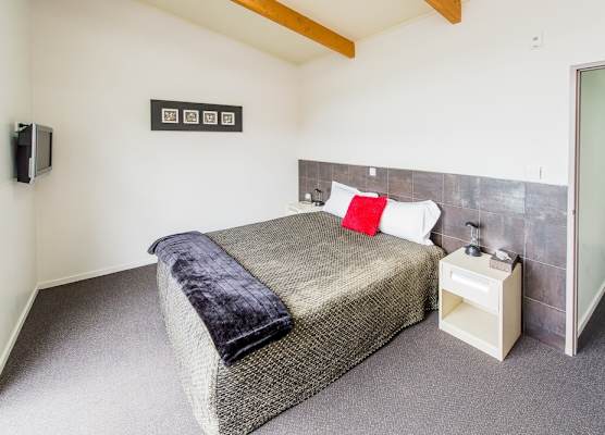 151 On London Motel & Conference Centre 1