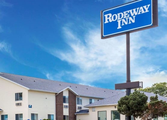 Rodeway Inn Cedar Rapids Westdale 1