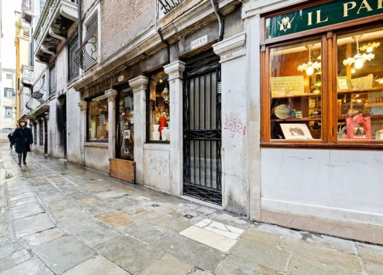 GuestHost - Ponte di Rialto Penthouse 1