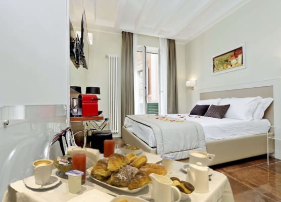 Piazza Venezia Grand Suite 1