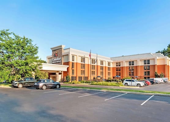 Comfort Inn & Suites Newark - Wilmington 1