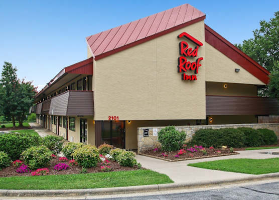 Red Roof Inn Greensboro Coliseum 1
