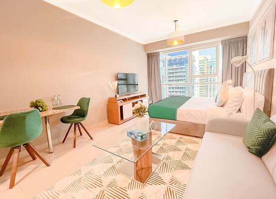 Cosmos Living Stylish Studio Near Metro 1