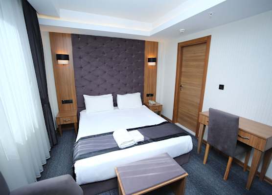 Grand Silay Hotel 1