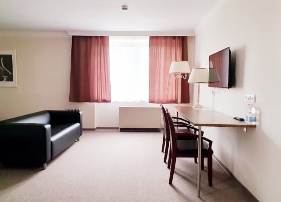 Hotel Pause - Free WiFi & Free Parking!! 1
