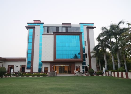 The Grand Siddharth Hotel 1