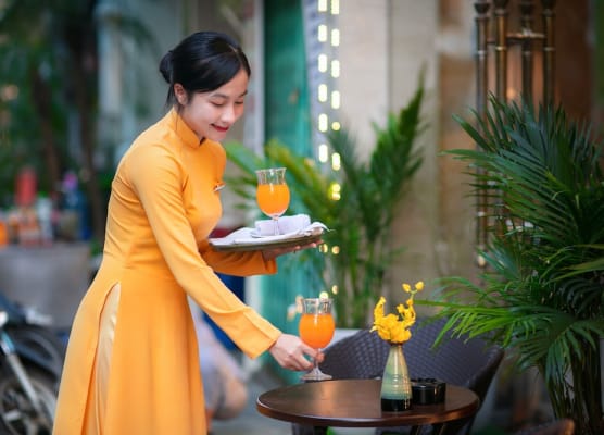 Hanoi Diamond King Hotel & Travel 1