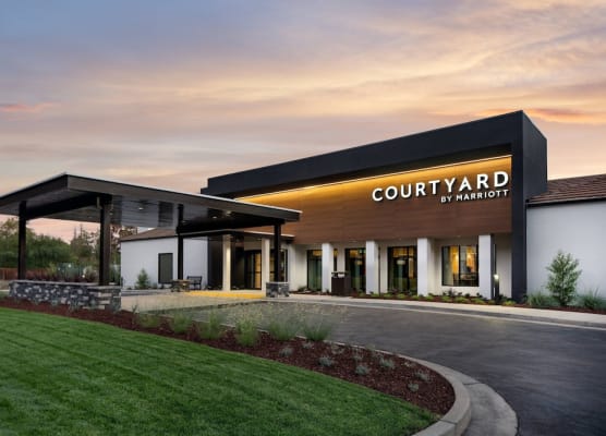 Courtyard San Jose Cupertino 1