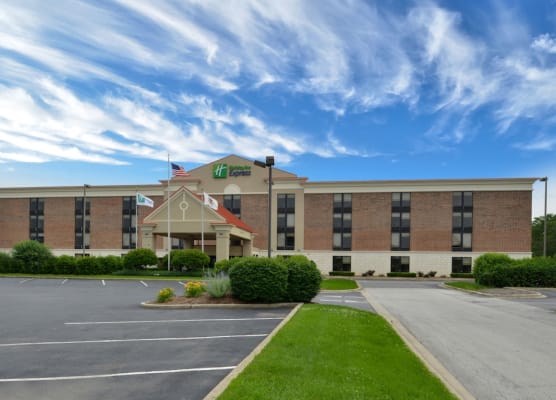 Holiday Inn Express CRESTWOOD by IHG 1