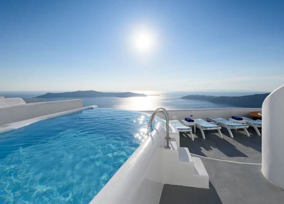 Abyssanto Suites and Spa 1