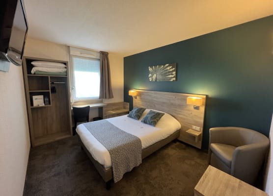 Brit Hotel Saumur 1