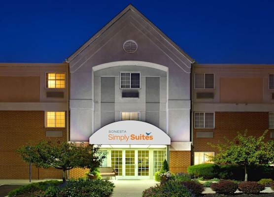 Sonesta Simply Suites Columbus Airport Gahanna 1