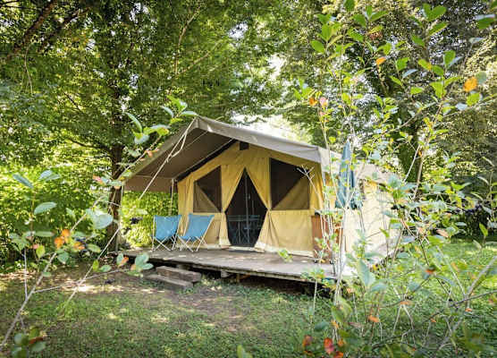 Huttopia Beaulieu sur Dordogne 1