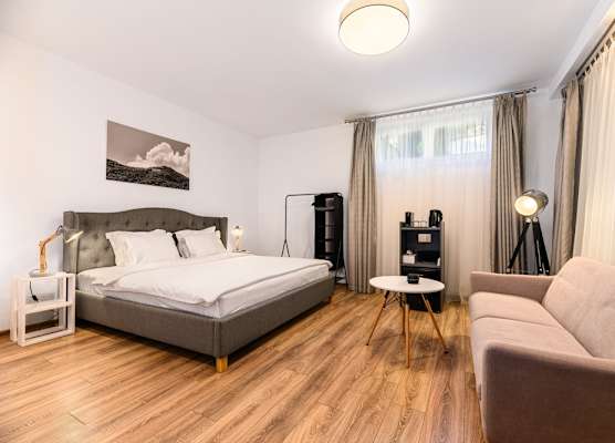 Cedrus Boutique 1