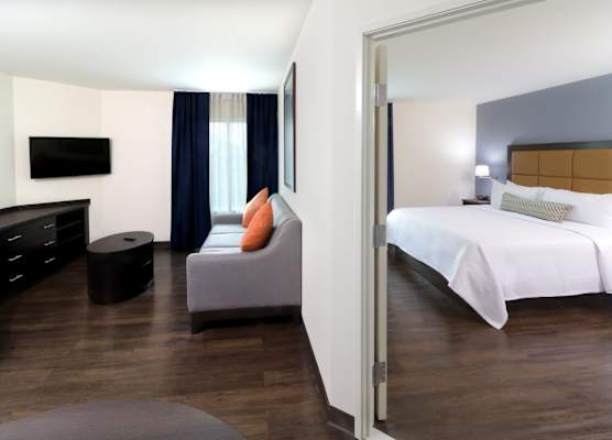 Candlewood Suites CELAYA by IHG 1
