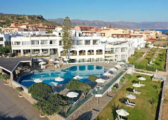 Maritimo Beach Hotel 1