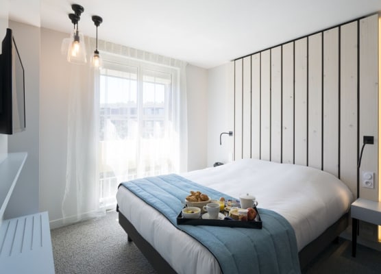 Logis Hôtel Les Pins - Opéralia 1